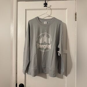 Disneyland Crewneck Sz 1x NWT Retail $50
